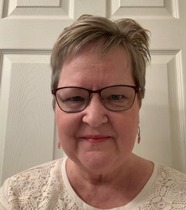 Theresa F. thumbnail